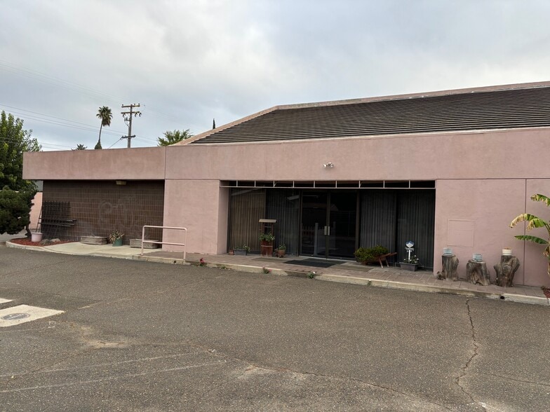 4713 Yosemite Blvd, Modesto, CA à vendre - Photo du bâtiment - Image 3 de 23