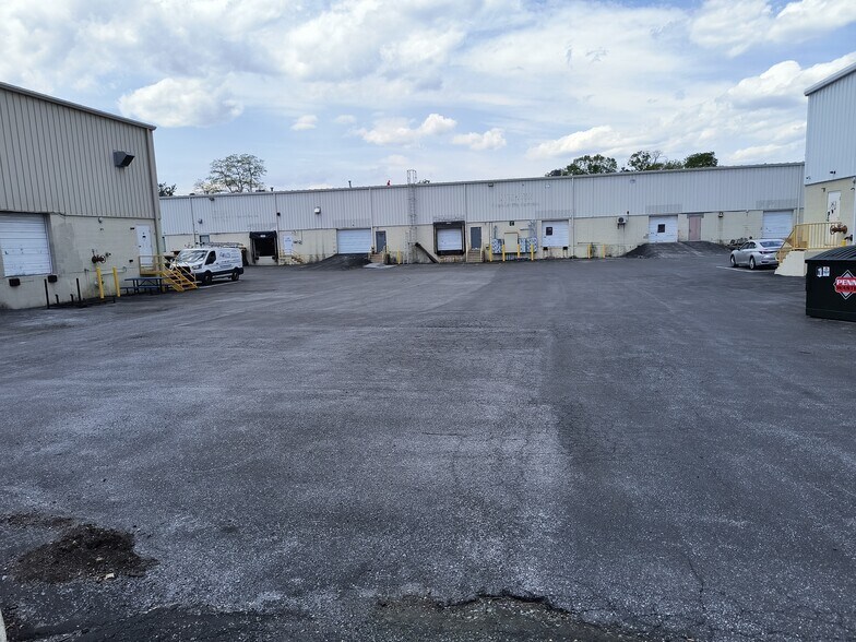 5060 Ritter Rd, Mechanicsburg, PA for lease - Building Photo - Image 3 of 14