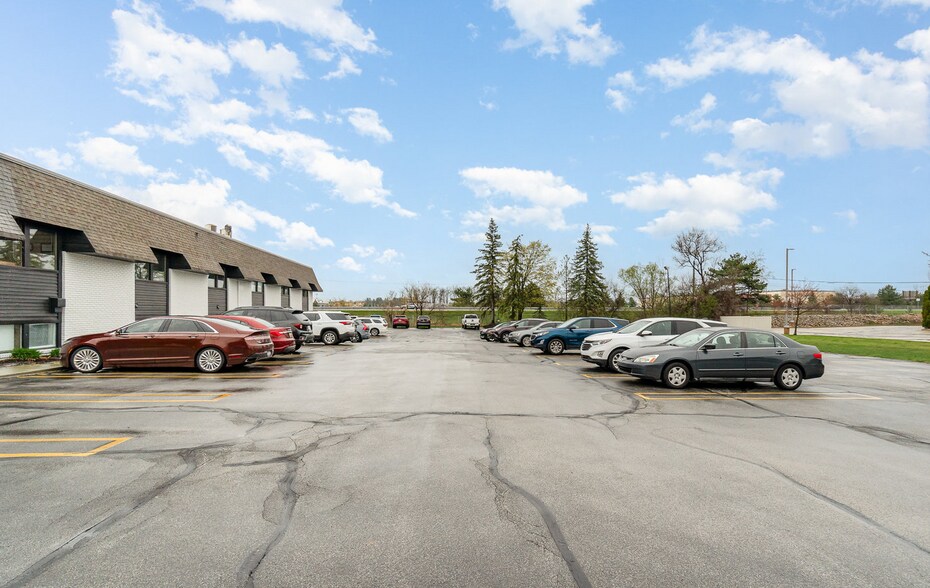 720 W Wackerly St, Midland, MI à vendre - Photo du bâtiment - Image 3 de 9