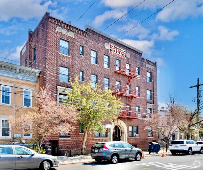75 Grant Ave, Brooklyn, NY for sale - Building Photo - Image 1 of 12
