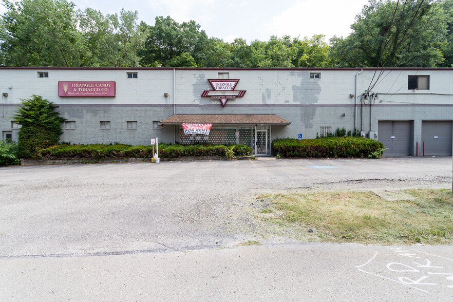 145-149 Sandy Creek Rd, Verona, PA for lease - Building Photo - Image 2 of 11