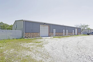 Plus de détails pour 2633 Laurel Cir, Rogers, AR - Industriel à louer
