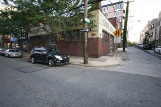 216 Fairmount Ave, Philadelphia, PA for lease Building Photo- Image 1 of 3