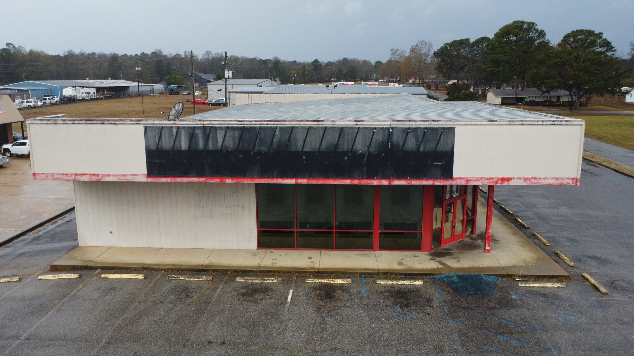 2239 Temple Ave N, Fayette, AL for lease Primary Photo- Image 1 of 11
