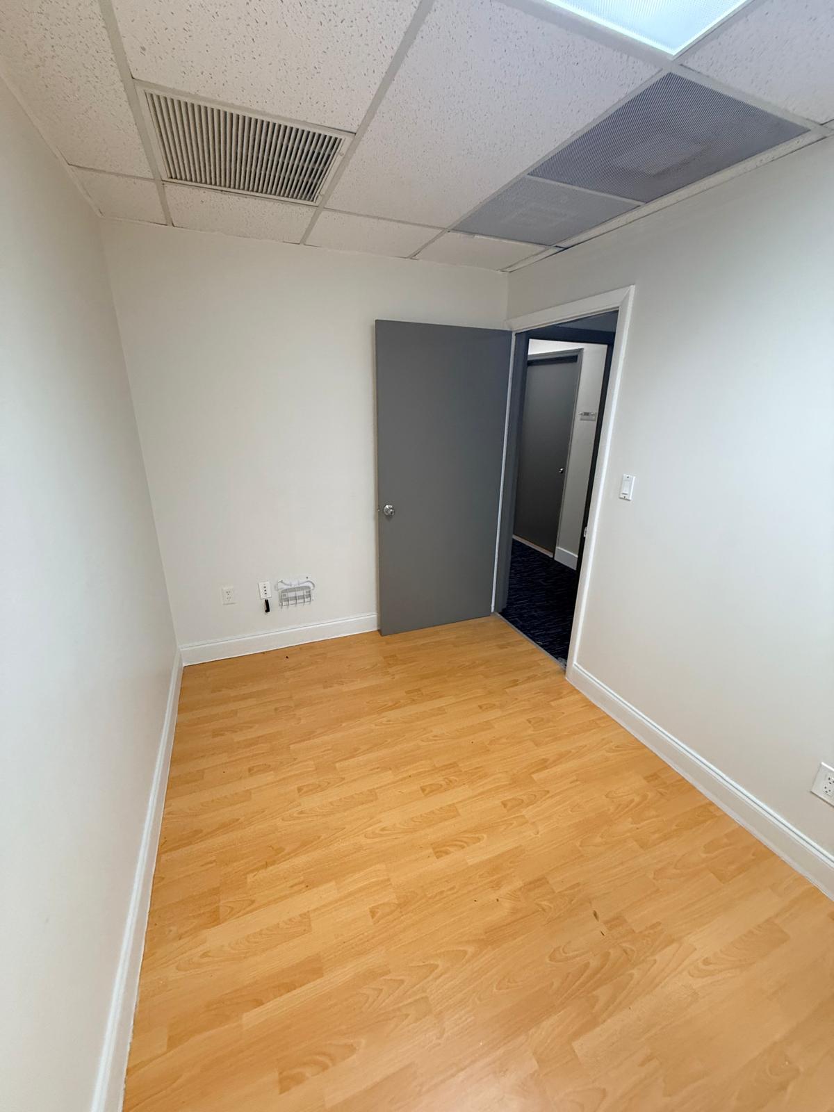 2020 NE 163rd St, North Miami Beach, FL for lease Interior Photo- Image 1 of 2