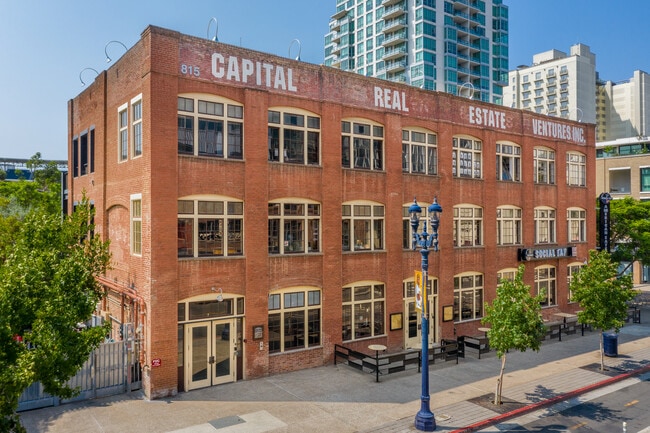 Plus de détails pour 815 J St, San Diego, CA - Bureau à louer