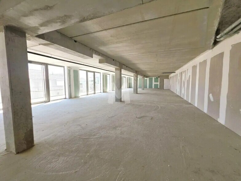 Bureau dans Avon à vendre - Photo du bâtiment - Image 3 de 14