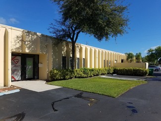 Plus de détails pour 2501 NW 17th Ln, Pompano Beach, FL - Industriel à louer