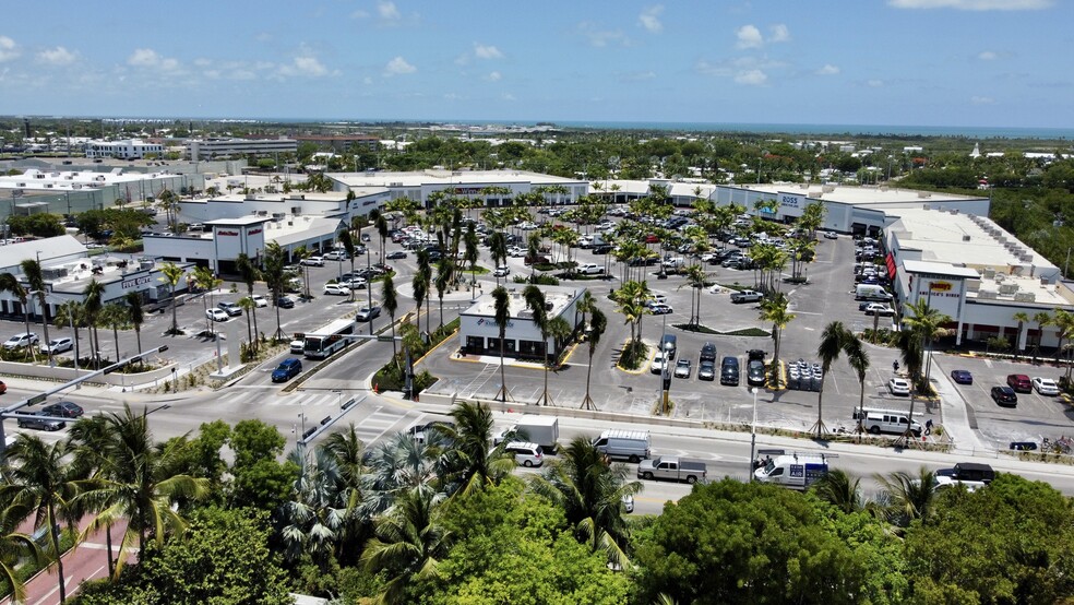 2778 N Roosevelt Blvd, Key West, FL à louer - Photo du bâtiment - Image 2 de 4