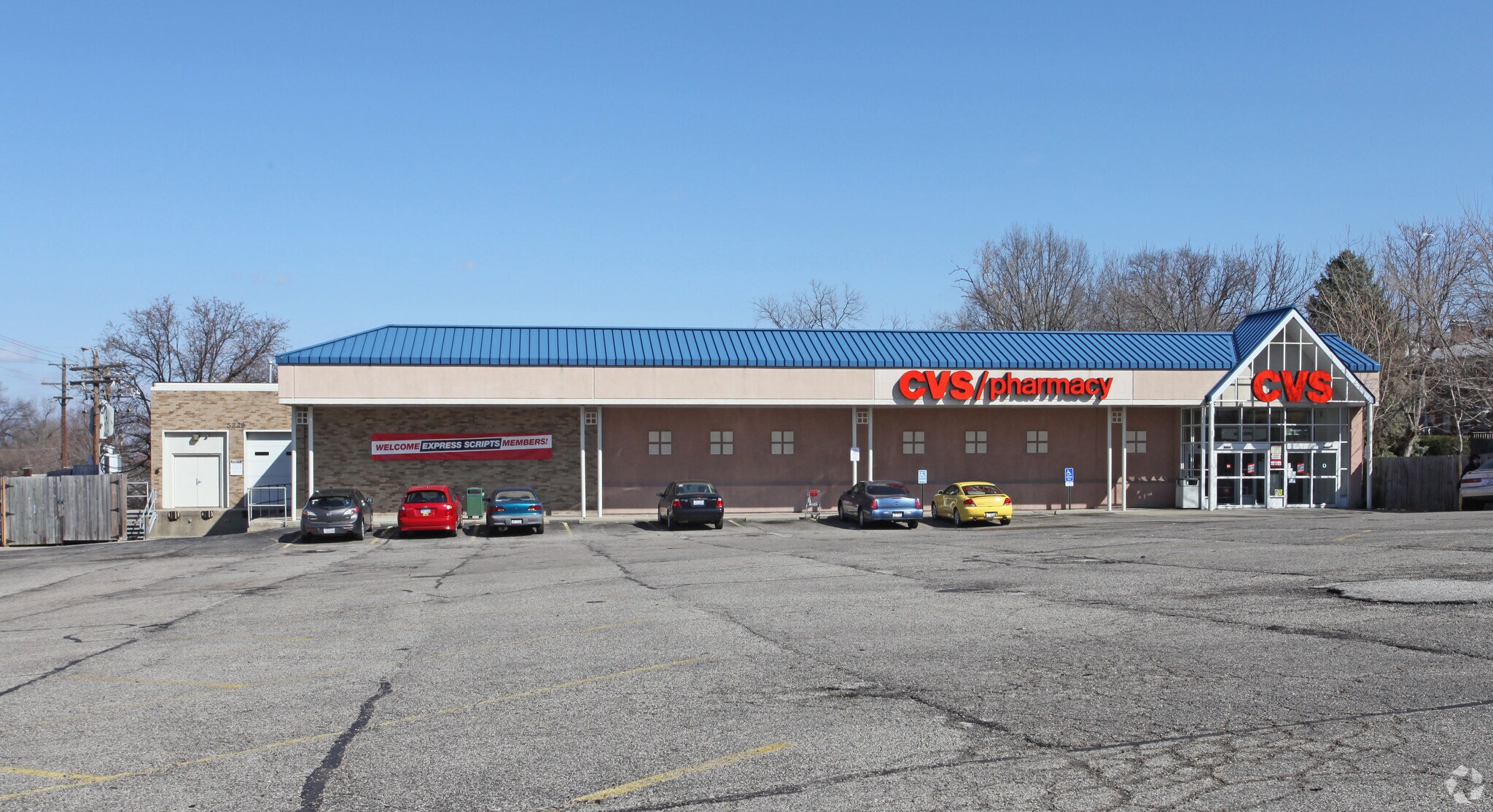 5229 Montgomery Rd, Cincinnati, OH for lease Building Photo- Image 1 of 5