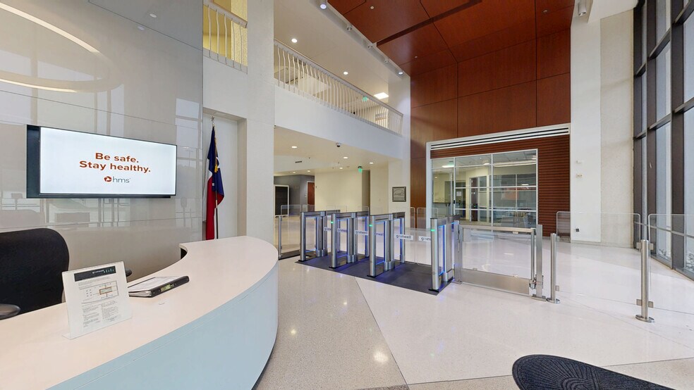 5615 Highpoint Dr, Irving, TX à louer - Numérisation 3D de Matterport - Image 2 de 13