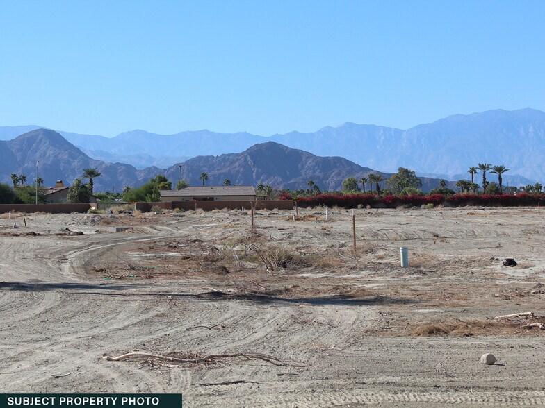 Monroe, Indio, CA à vendre - Photo du bâtiment - Image 2 de 3