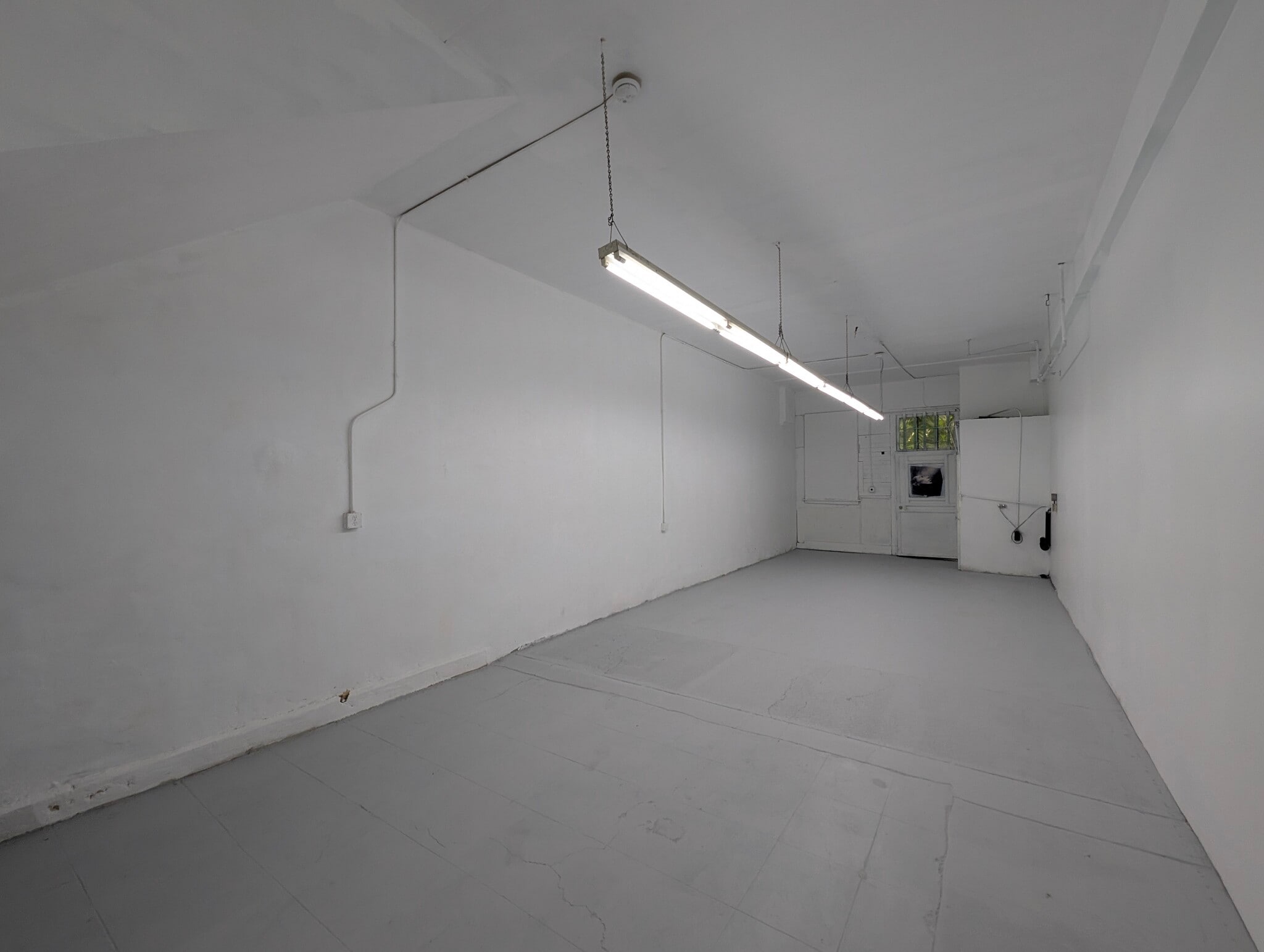5556-5566 Hollywood Blvd, Los Angeles, CA for lease Building Photo- Image 1 of 5