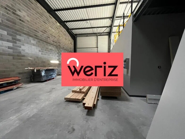 Flex in Gardanne for lease - Interior Photo - Image 3 of 5