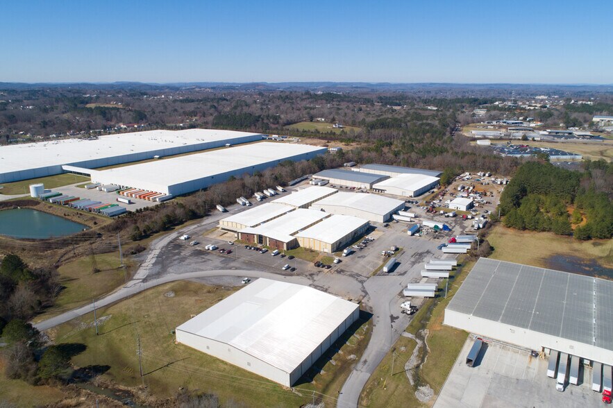 2765 Michigan Avenue Rd NE, Cleveland, TN à louer - Photo du bâtiment - Image 3 de 5
