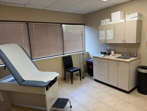 1806 State Route 35, Oakhurst, NJ for lease Building Photo- Image 2 of 10