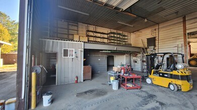 N1009 County Road L, Watertown, WI for lease Interior Photo- Image 2 of 13