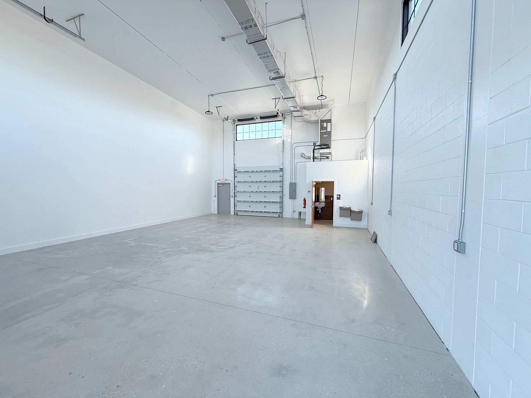 348 SE Florida St, Stuart, FL for lease Primary Photo- Image 1 of 5