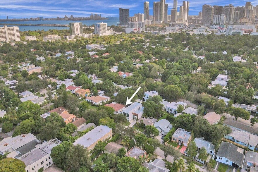 76 NE 49th St, Miami, FL for sale - Building Photo - Image 2 of 49