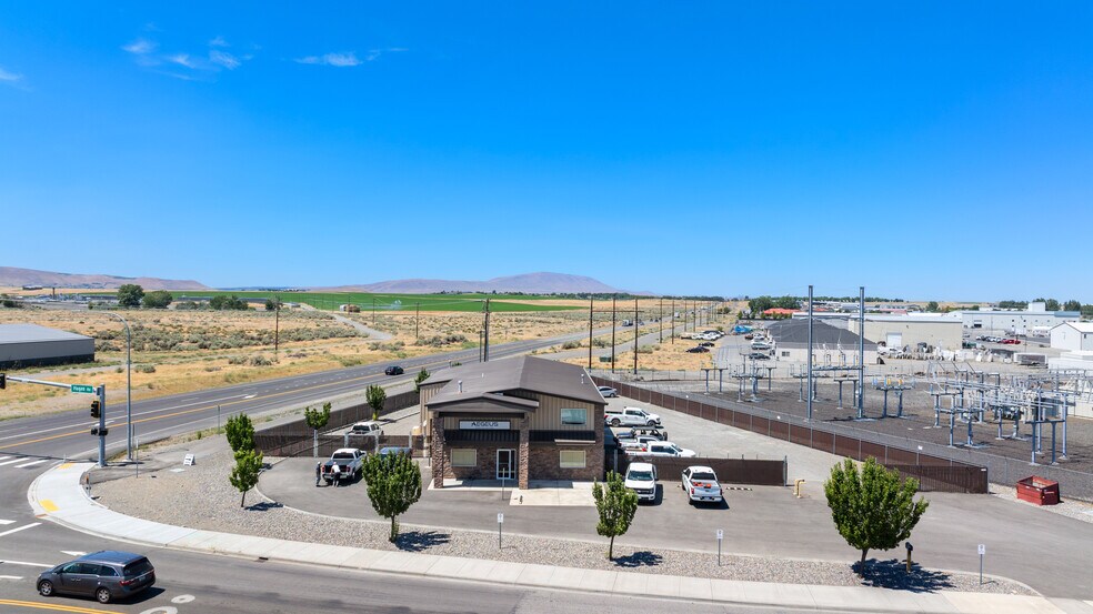 2011 Hagen Rd, Richland, WA à vendre - Photo du bâtiment - Image 3 de 10