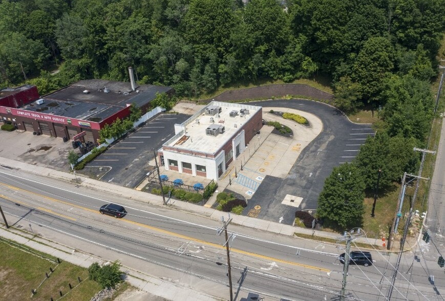 1411 E 2nd St, Jamestown, NY for sale - Building Photo - Image 2 of 8