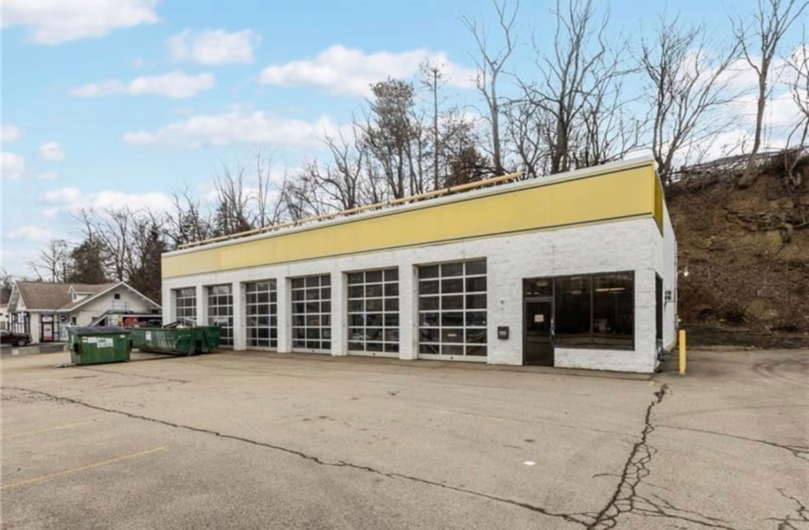 9435 State Route 30, Irwin, PA for lease Interior Photo- Image 1 of 16