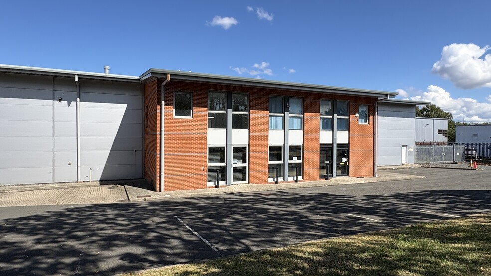 Kingsway North, Gateshead for lease - Building Photo - Image 3 of 25