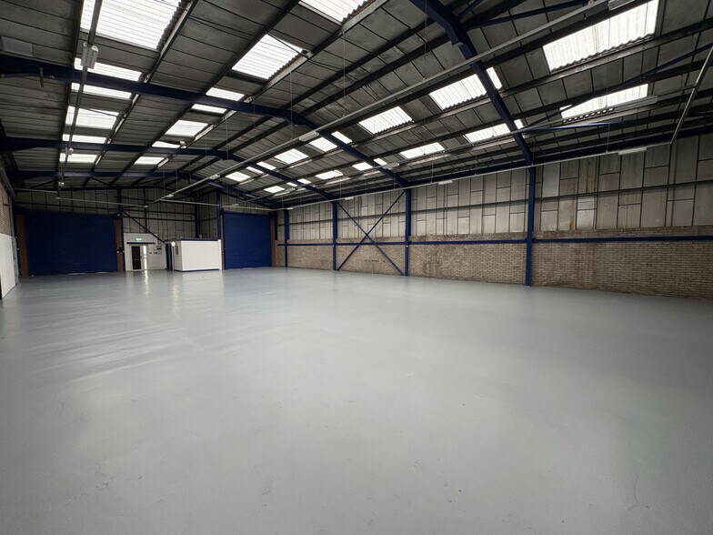 Honeywell Ln, Oldham à louer - Photo du bâtiment - Image 3 de 3