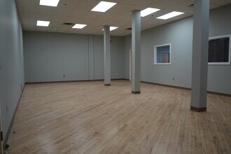27 Siemon Company Dr, Watertown, CT for lease Interior Photo- Image 1 of 3