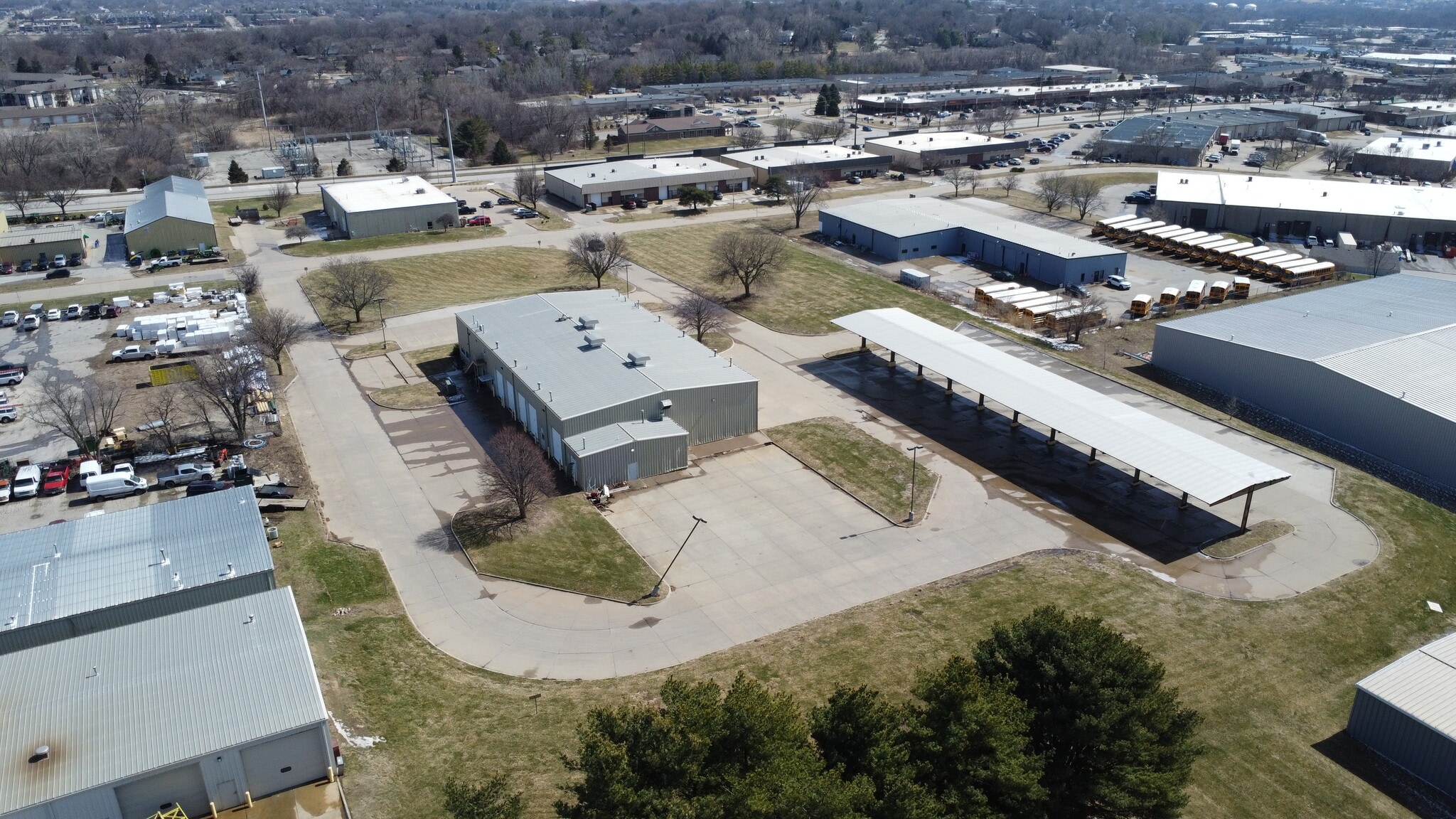 3408 101st St, Urbandale, IA for sale Primary Photo- Image 1 of 28