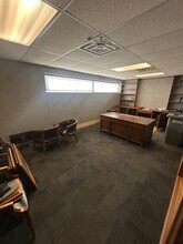 2727 W 2nd St, Hastings, NE à louer Photo intérieure- Image 2 de 5