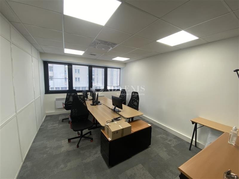 Office in Pantin for lease Building Photo- Image 1 of 13