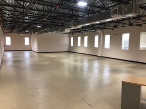 1440 SW 28th Ave, Pompano Beach, FL for sale Interior Photo- Image 2 of 7