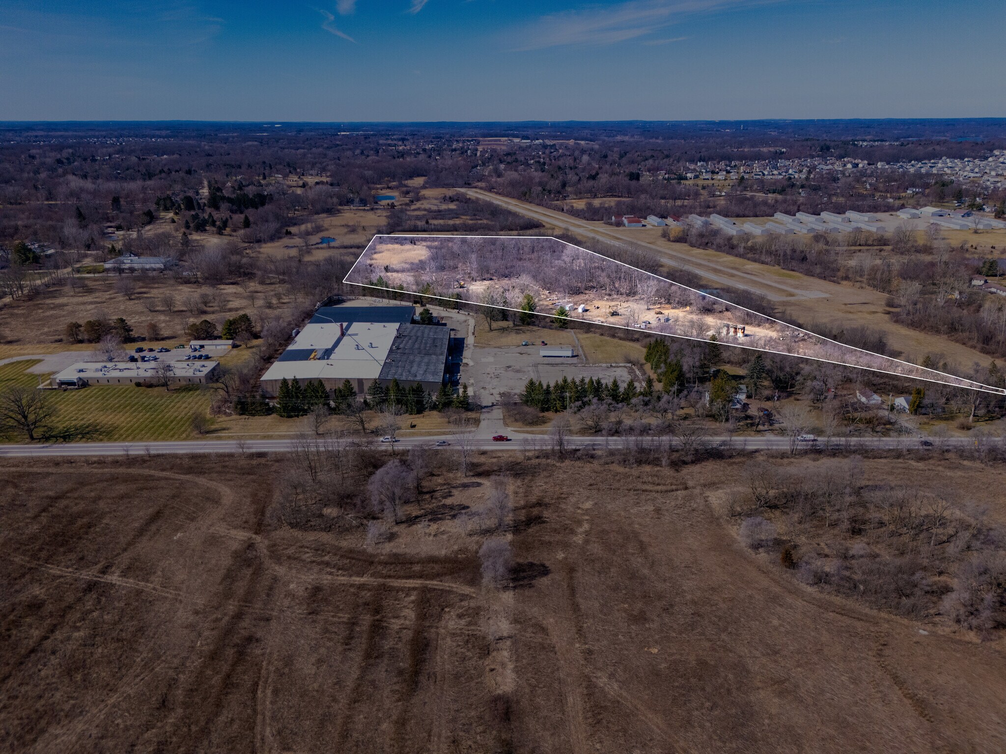 00 VL Milford Road Rd, New Hudson, MI for sale Primary Photo- Image 1 of 11