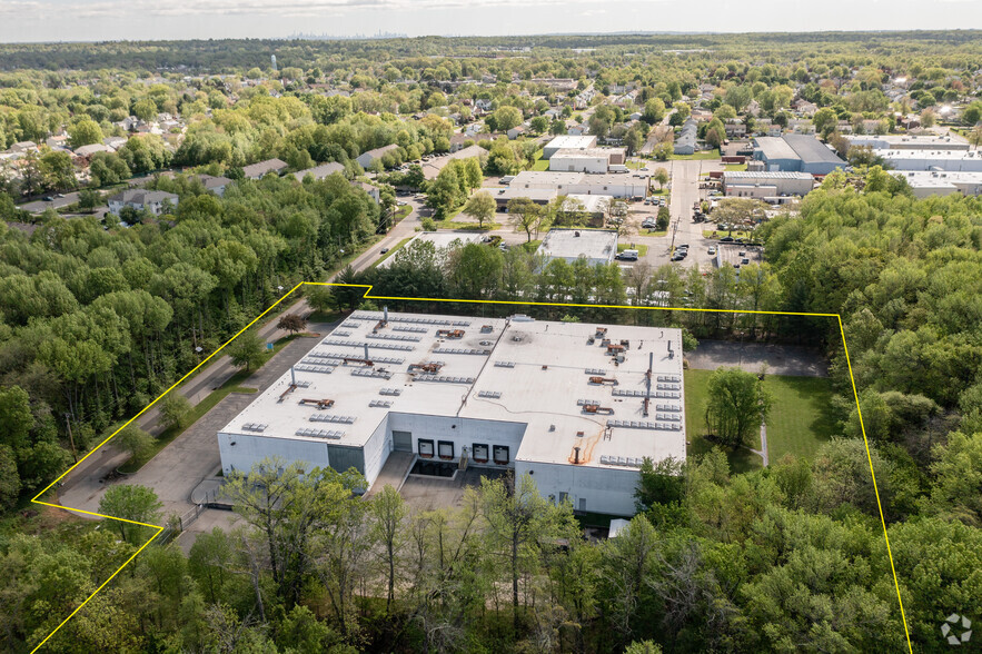 110 Pomponio Ave, South Plainfield, NJ for sale - Aerial - Image 2 of 39