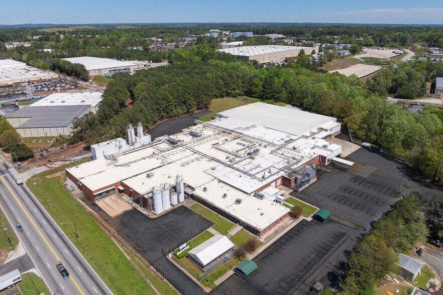 2200 Lithonia Industrial Blvd, Lithonia, GA à louer - Photo du bâtiment - Image 3 de 13