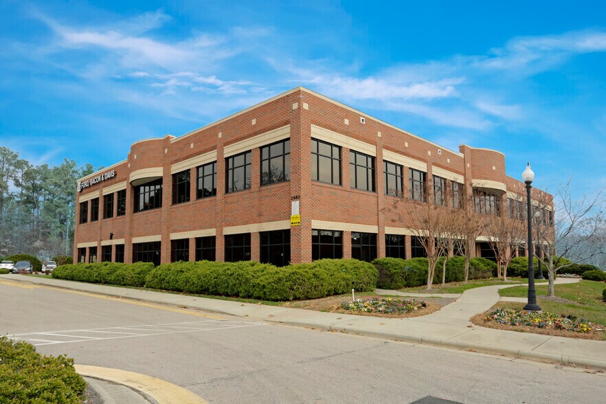 2880 Slater Rd, Morrisville, NC à vendre - Photo du bâtiment - Image 1 de 2