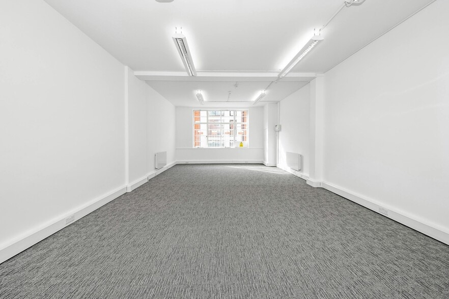 13-15 Maddox St, London for lease - Interior Photo - Image 3 of 13