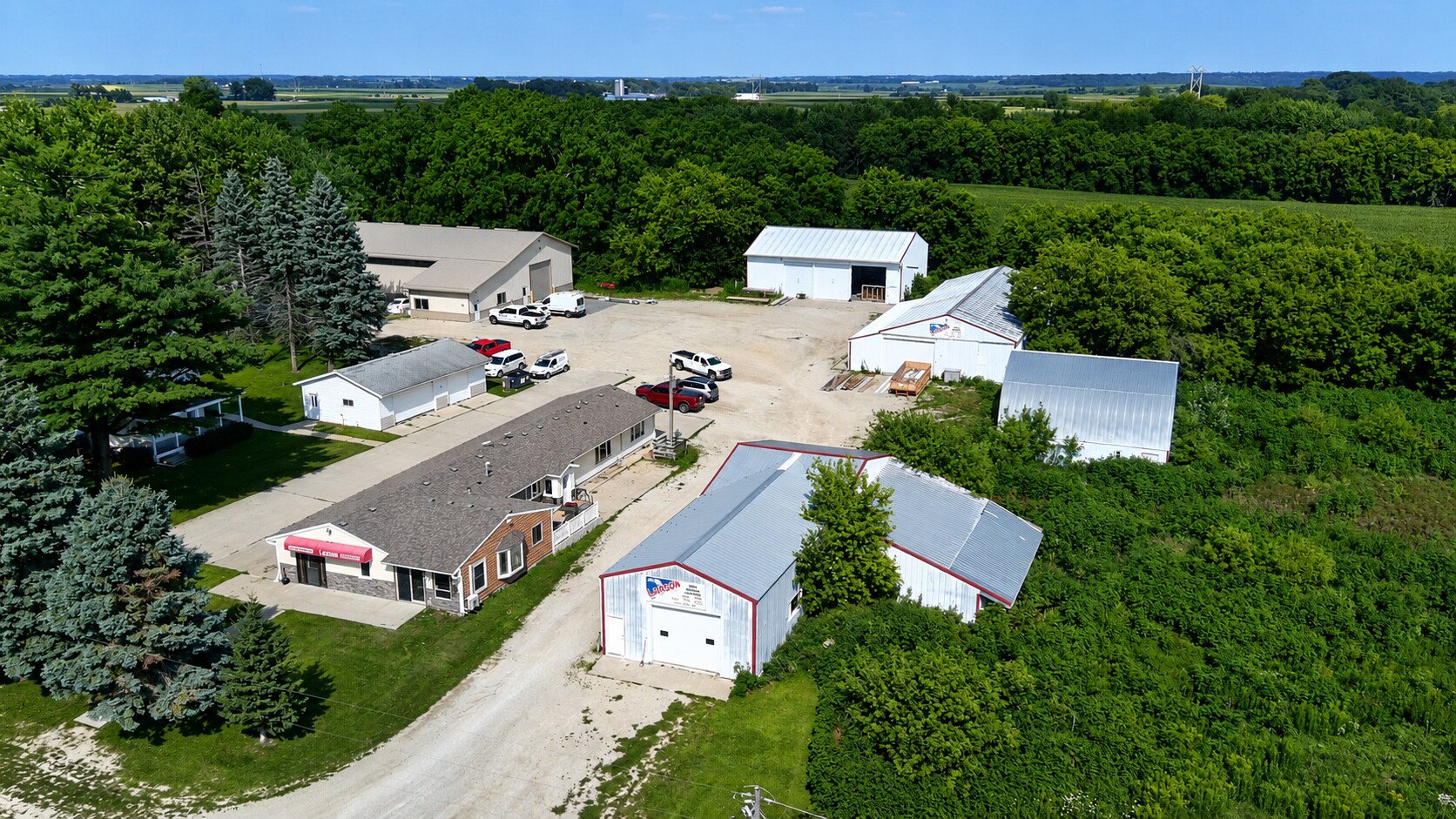 6906 38th Ave SE, Rochester, MN à vendre Photo du bâtiment- Image 1 de 41