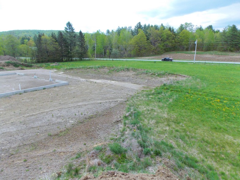 Dry Pond Rd, Glover, VT à vendre - Photo principale - Image 1 de 1