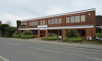 Plus de détails pour 27-31 Reading Rd S, Fleet - Bureau/Commerce de détail à louer