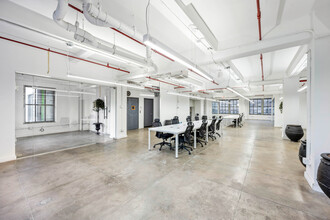 315 W 35th St, New York, NY for lease Building Photo- Image 2 of 5