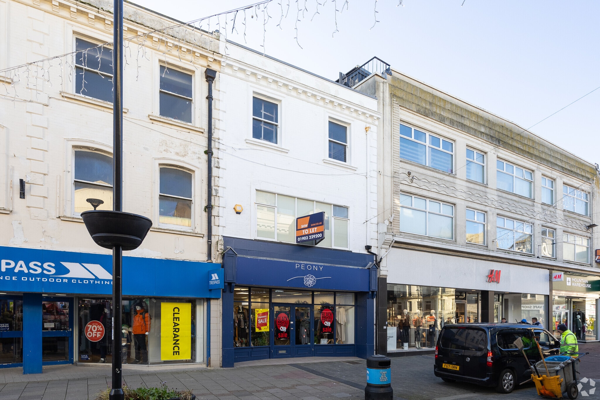 29 Montague St, Worthing for lease Primary Photo- Image 1 of 3