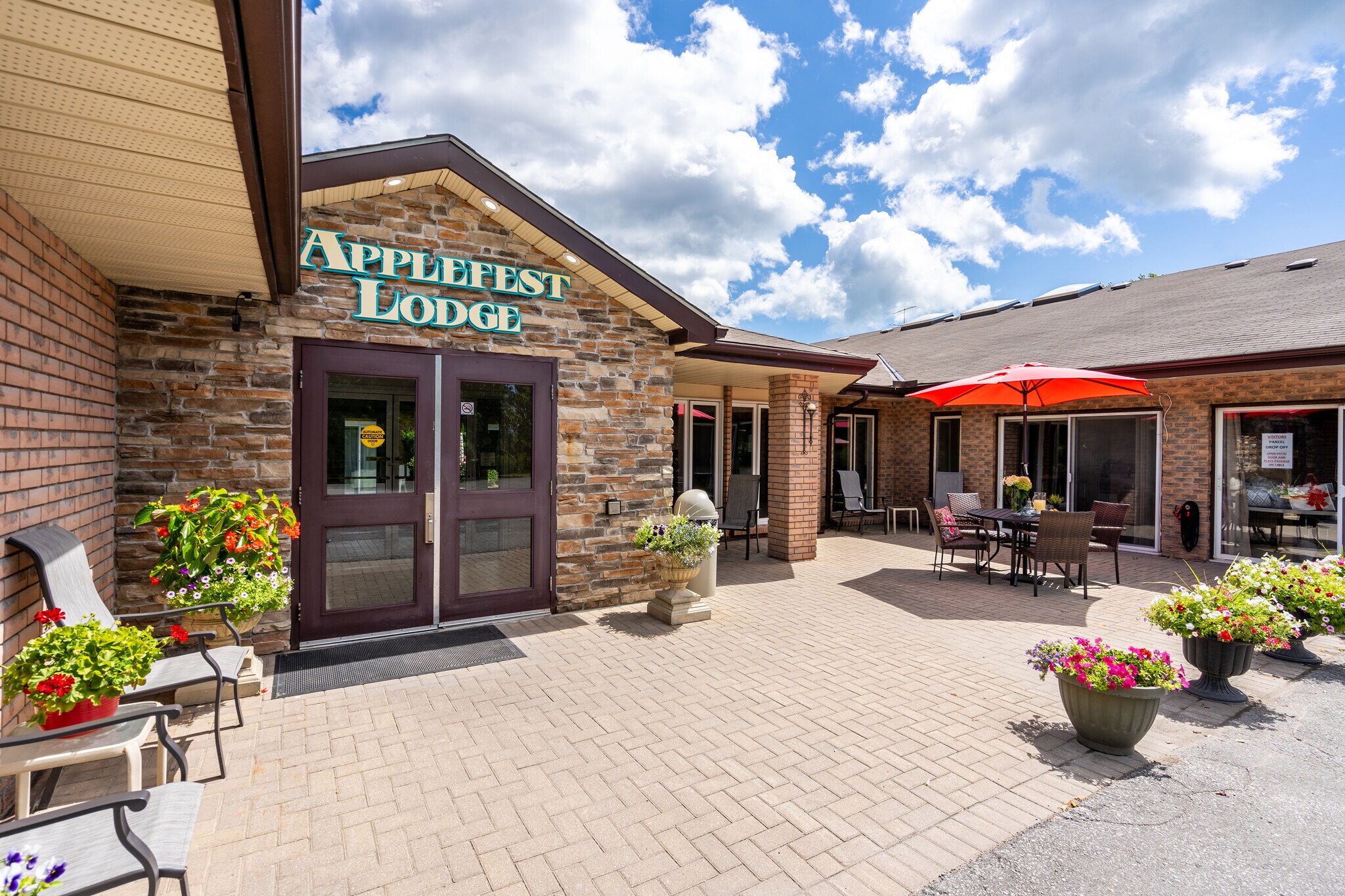 120 Elizabeth St, Brighton, ON à vendre Photo du bâtiment- Image 1 de 1