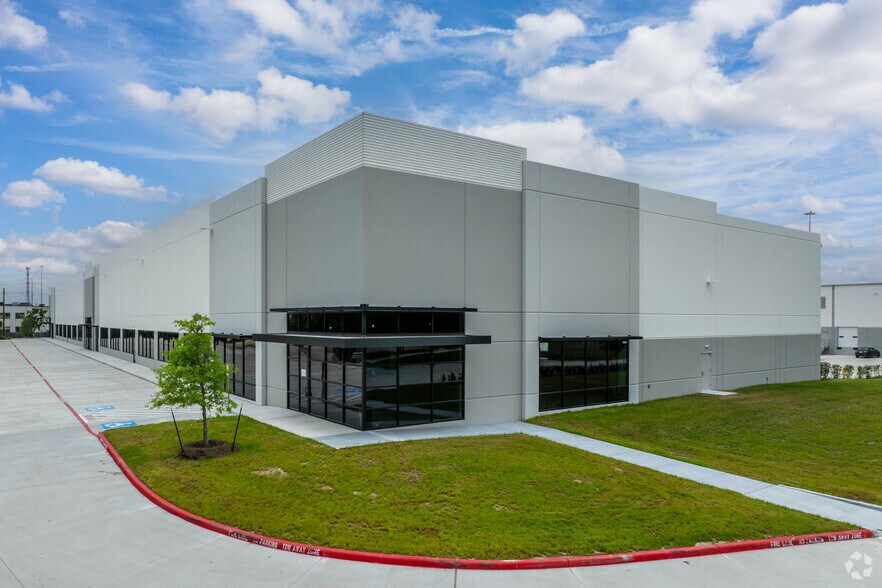 13027 Stiles Ln, Sugar Land, TX à louer - Photo principale - Image 1 de 2