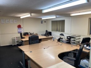 Towers Rd, Grays for lease Interior Photo- Image 2 of 2