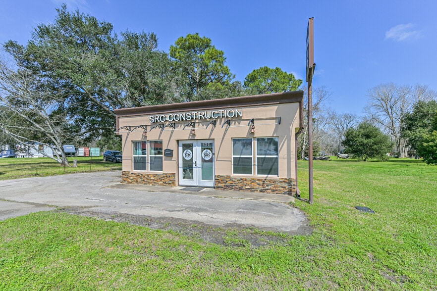 2466 W Highway 6, Alvin, TX à vendre - Photo du bâtiment - Image 1 de 27