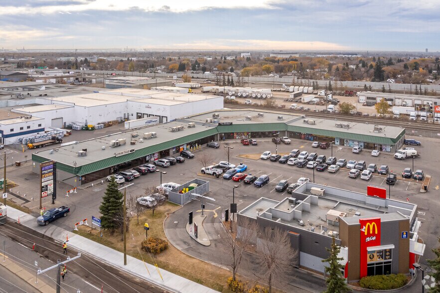 8103 127th Ave, Edmonton, AB à louer - Aérien - Image 2 de 2