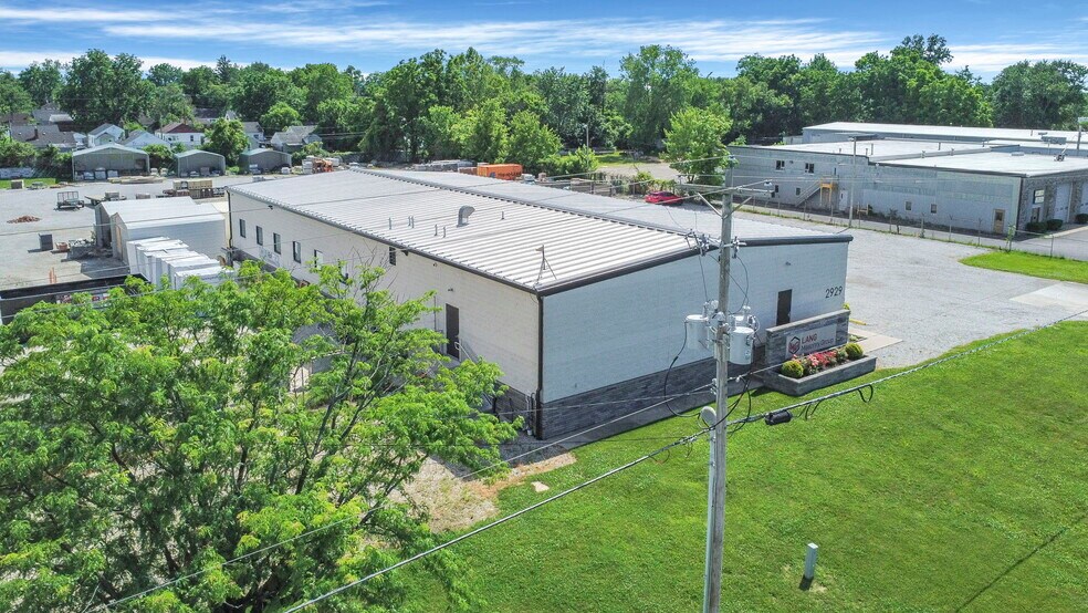 2929 E 14th Ave, Columbus, OH à vendre - Photo du bâtiment - Image 3 de 20