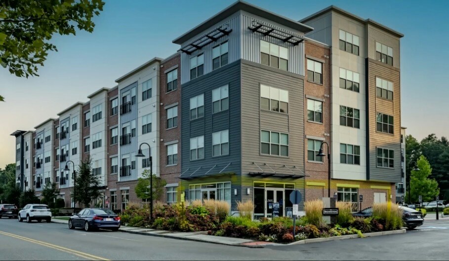 2 Washington St, Melrose, MA à louer Photo du bâtiment- Image 1 de 3